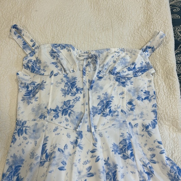 NWOT Women's Floral Dress Size Large - Picture 6 of 9